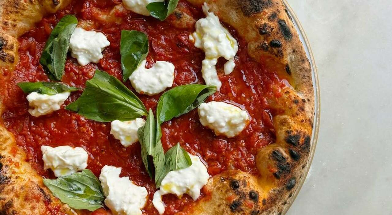 https://statics.cedscdn.it/photos/MED_HIGH/2026/09/16/9766601_16111205_miglior_pizzeria_del_mondo_londra_napoli_on_the_road_50_top_pizza_2026.jpg