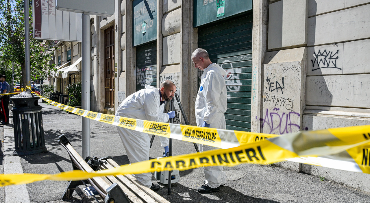 https://statics.cedscdn.it/photos/MED_HIGH/2026/09/16/9766878_16143343_donna_ferita_roma_ricostruzione_carabinieri_altre_vittime_video.jpg