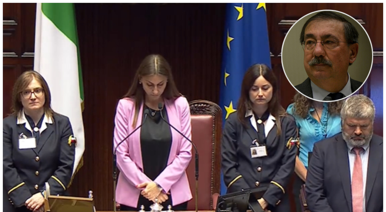 https://statics.cedscdn.it/photos/MED_HIGH/2026/09/16/9767427_16205123_fabio_mussi_minuto_di_silenzio_camera_deputati.jpg