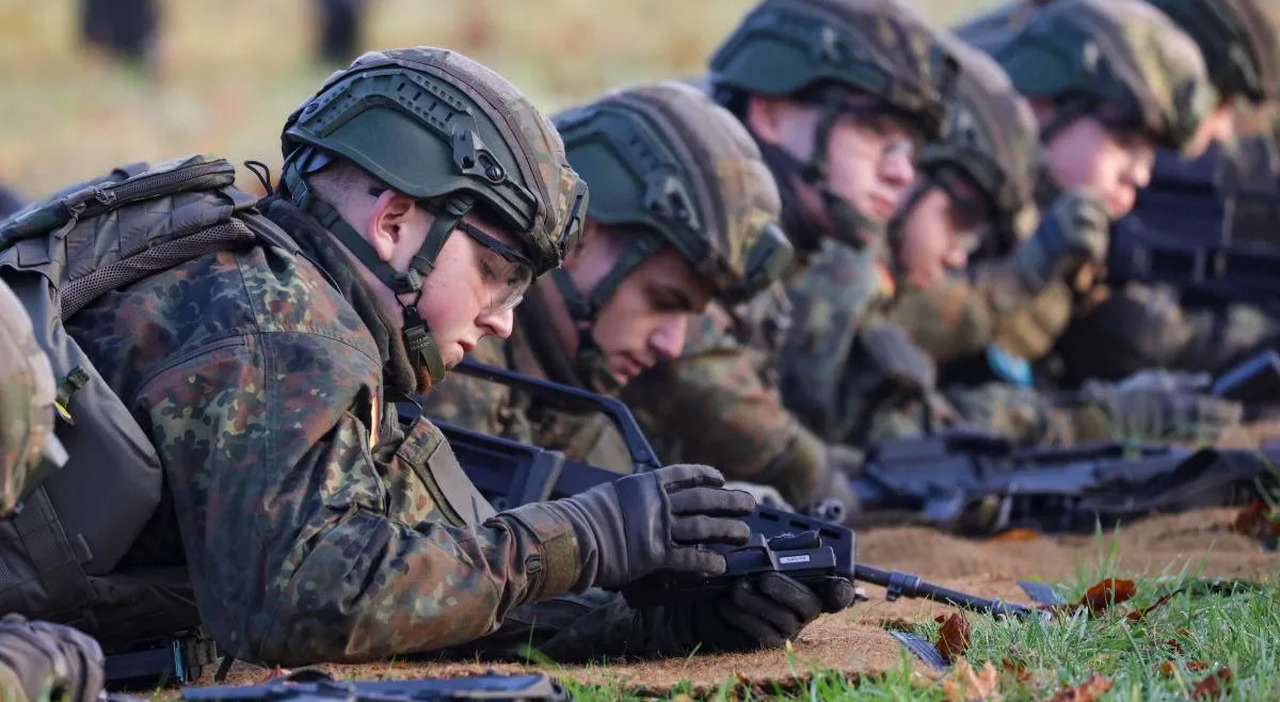 https://statics.cedscdn.it/photos/MED_HIGH/2026/09/18/9771188_18115802_germania_guerra_soldati_1_ansa1200.jpg.jpg