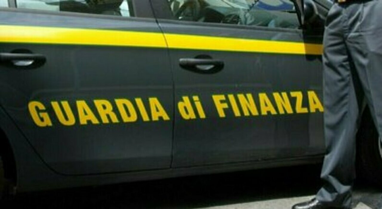 https://statics.cedscdn.it/photos/MED_HIGH/2026/09/18/9771306_18133156_imprenditore_si_vanta_in_tv_guardia_di_finanza_scoperta_soldi_non_dichiarati_lucca.jpg