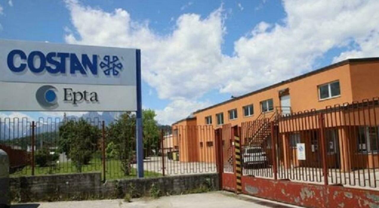rientra in ritardo dalle ferie lavoratrice licenziata la fiom per assistere la madre malata sforamento concordato con il capo reparto da Ilgazzettino.it rientra in ritardo dalle ferie lavoratrice licenziata la fiom per assistere la madre malata sforamento concordato con il capo reparto