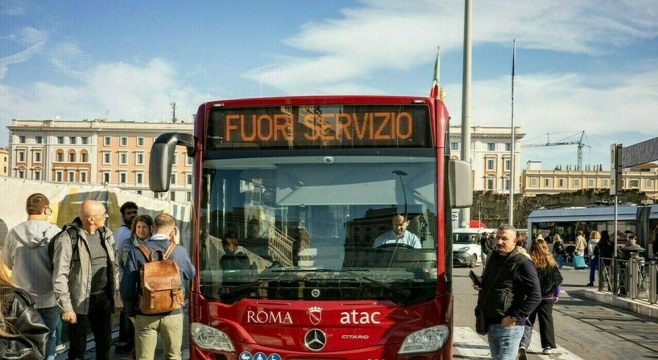 https://statics.cedscdn.it/photos/MED_HIGH/2026/09/21/9776354_21090240_sciopero_trasporti_bus_metro_treni_aerei_settimana_citta.jpg