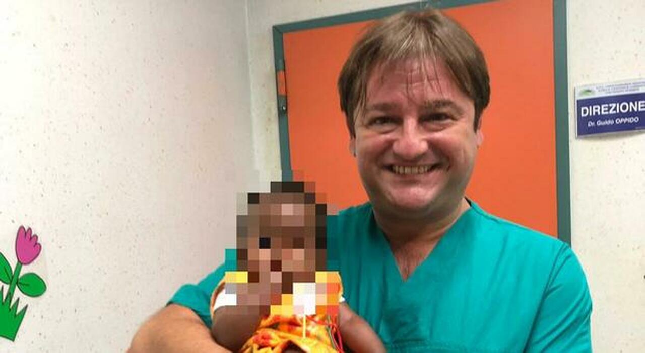 domenico caliendo tocca ai legali del chirurgo interdetto scagionato da una foto da Ilmattino.it domenico caliendo tocca ai legali del chirurgo interdetto scagionato da una foto