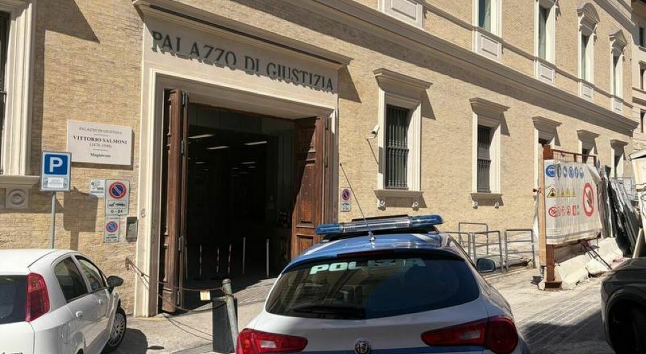 ancona cartoni animati hard per abusare delle 2 figlie di 4 e 6 anni scoperto da un tema pap224 condannato da Corriereadriatico.it ancona cartoni animati hard per abusare delle 2 figlie di 4 e 6 anni scoperto da un tema pap224 condannato