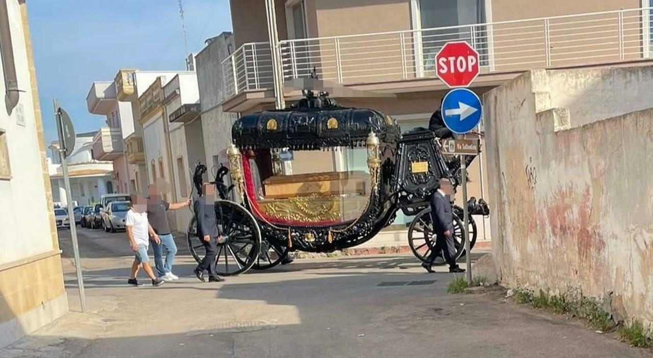 mafia droga e il funerale in carrozza con cavalli in salento chieste 30 condanne fino a 20 anni tutti i nomi da Quotidianodipuglia.it mafia droga e il funerale in carrozza con cavalli in salento chieste 30 condanne fino a 20 anni tutti i nomi