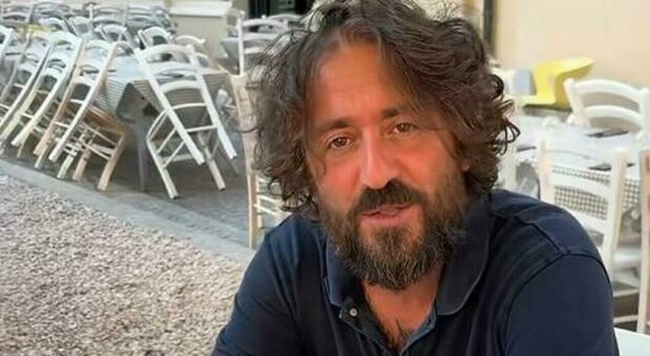 https://statics.cedscdn.it/photos/MED_HIGH/2026/09/23/9781040_23144215_figlia_sola_padre_spezza_cuore_post_caso.jpg