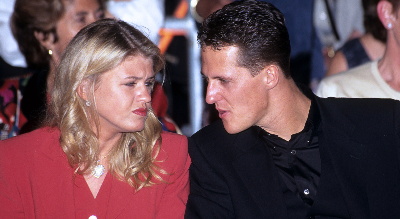 https://statics.cedscdn.it/photos/MED_HIGH/2026/09/24/9783037_24120827_michael_schumacher_incidente_come_sta_moglie_corinna_documentario.jpg