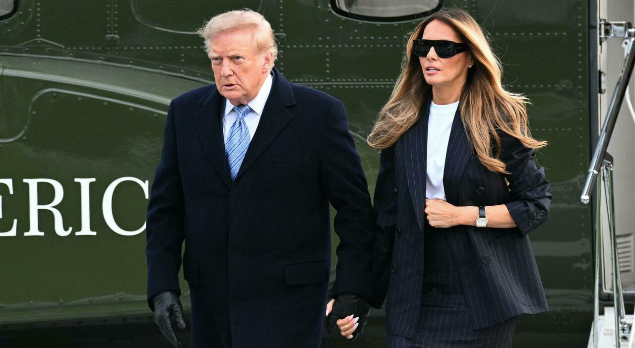 https://statics.cedscdn.it/photos/MED_HIGH/2026/09/24/9783489_24175625_trump_cappotto_guanti_18_gradi_melania_senza_calze_solo_giacca_come_xi_oggi.jpg