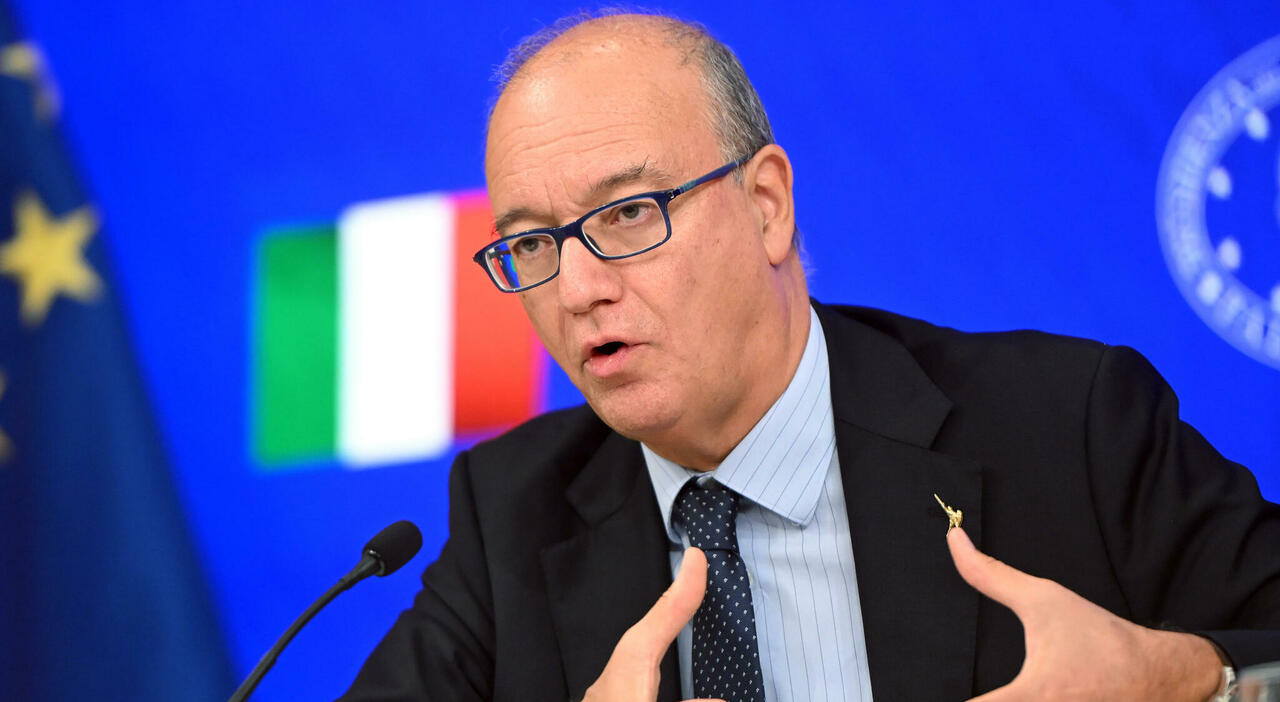 https://statics.cedscdn.it/photos/MED_HIGH/2026/09/24/9783669_24202428_decreto_scuola_norme_stranieri_burqa_multe.jpg