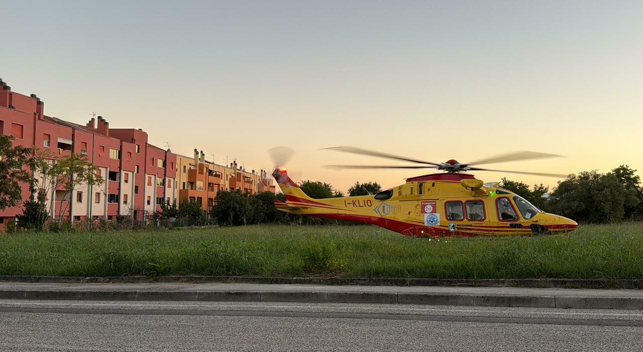 soffocata da un chicco d uva a jesi bambina di 3 anni resta grave in rianimazione automedica assente pochi dottori da Corriereadriatico.it soffocata da un chicco d uva a jesi bambina di 3 anni resta grave in rianimazione automedica assente pochi dottori