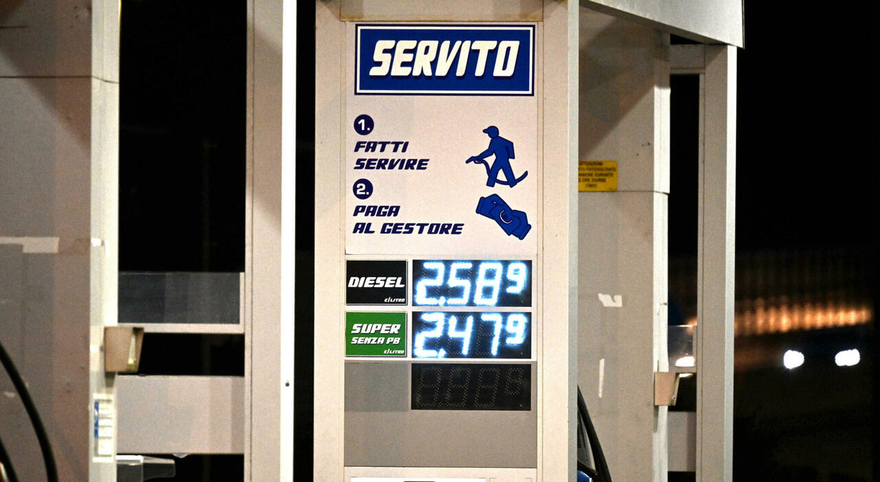 https://statics.cedscdn.it/photos/MED_HIGH/2026/09/25/9785593_25164257_carburanti_eni_tetto_massimo_prezzo_benzina_diesel.jpg