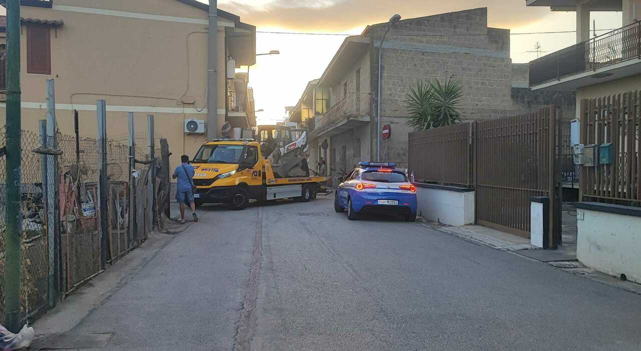 marcianise travolto dal bobcat perde la vita a 21 anni la verit224 nei filmati da Ilmattino.it marcianise travolto dal bobcat perde la vita a 21 anni la verit224 nei filmati