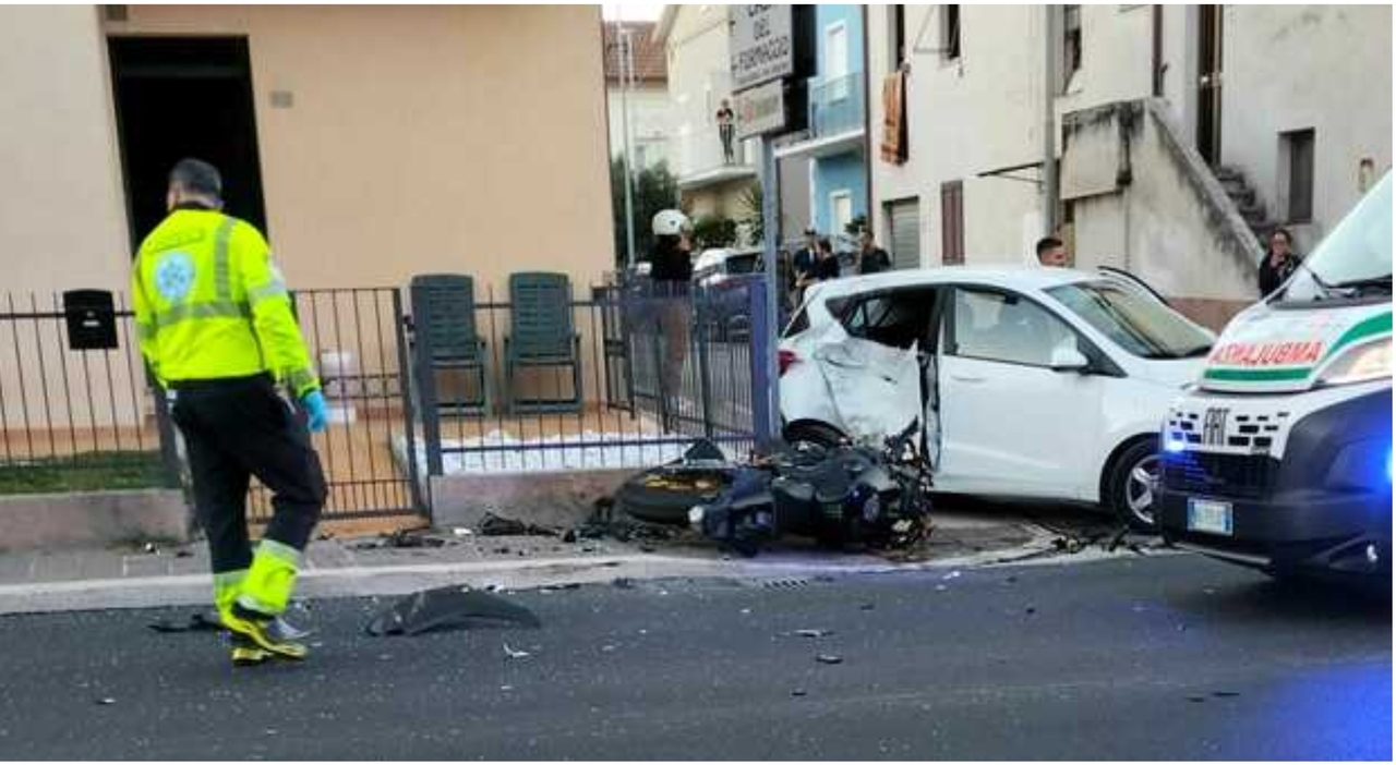 https://statics.cedscdn.it/photos/MED_HIGH/2026/09/27/9788807_27202338_incidenti_macerata_morti_due_motociclisti_ora_oggi.jpg