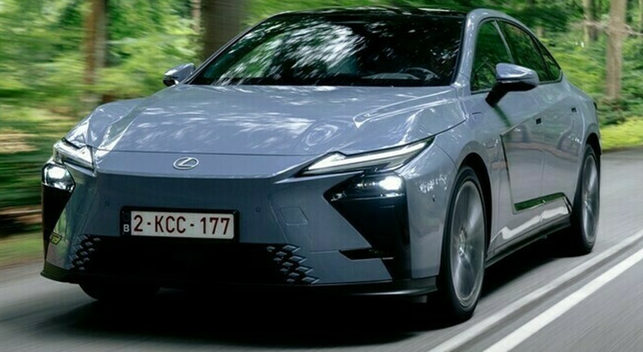 La nuova Lexus ES