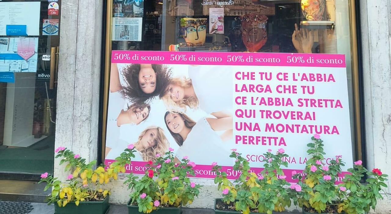 pubblicit224 sessista e volgare in vetrina negozio di ottica travolto dalle polemiche da Ilgazzettino.it pubblicit224 sessista e volgare in vetrina negozio di ottica travolto dalle polemiche