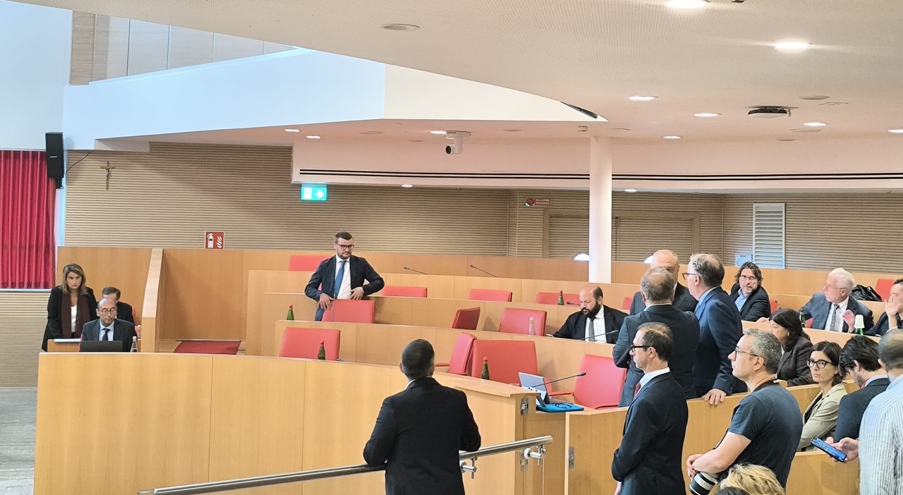 mozioni e polemiche ma zero nuove leggi un altro consiglio regionale flop da Quotidianodipuglia.it mozioni e polemiche ma zero nuove leggi un altro consiglio regionale flop