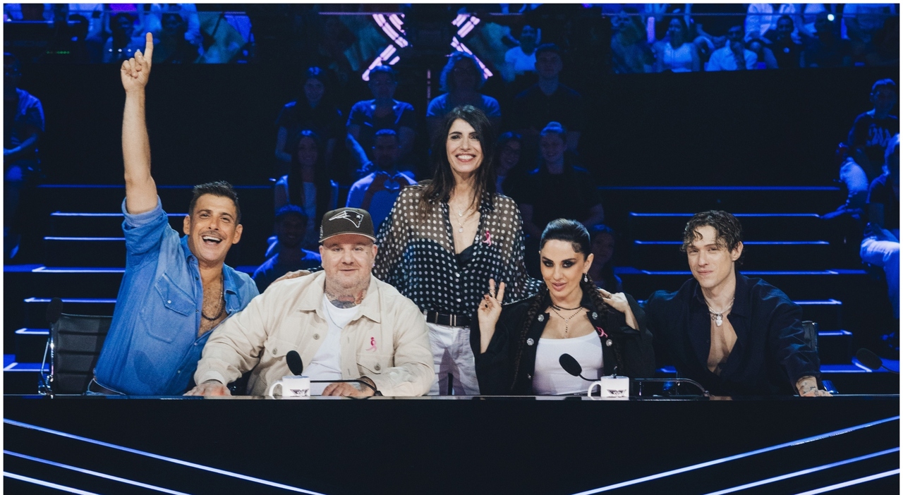 https://statics.cedscdn.it/photos/MED_HIGH/2026/09/30/9795822_30230843_x_factor_2026_bootcamp_carte_verdi_rosse_potere_xpass_tutte_anticipazioni_spoiler_stasera_tv_oggi_2_.jpg