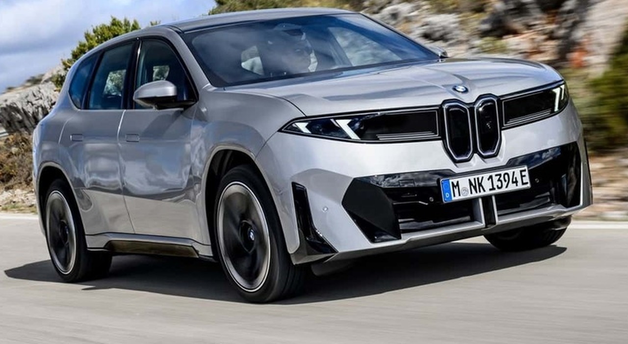 La nuova BMW iX3 full electric