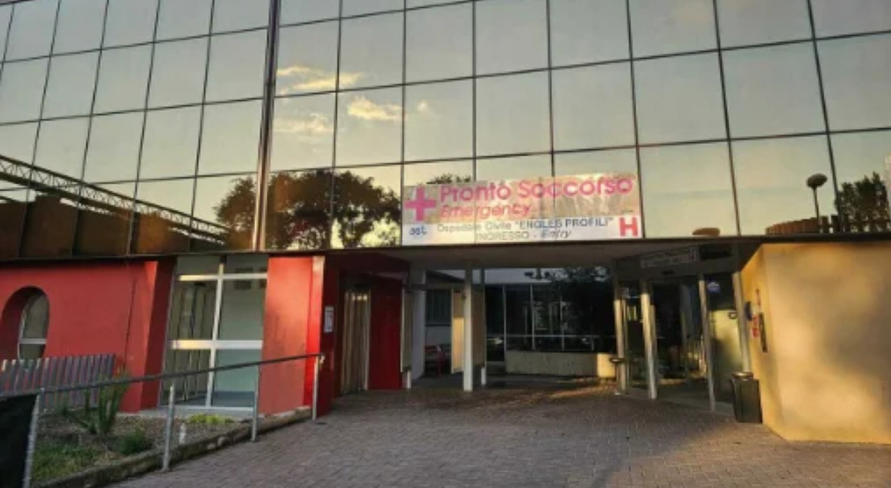 https://statics.cedscdn.it/photos/MED_HIGH/2026/10/02/9799923_02161438_truffa_ospedale_fabriano.jpg