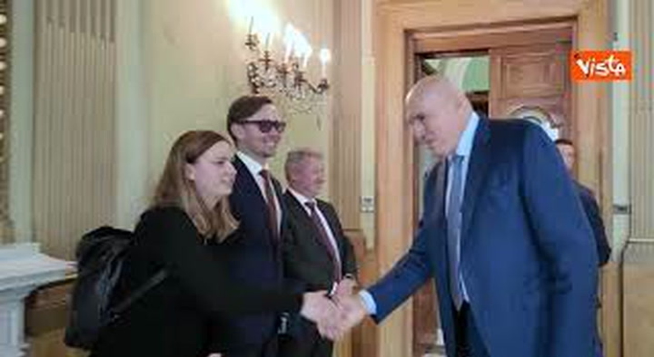 https://statics.cedscdn.it/photos/MED_HIGH/2026/10/02/9799939_poster.jpg