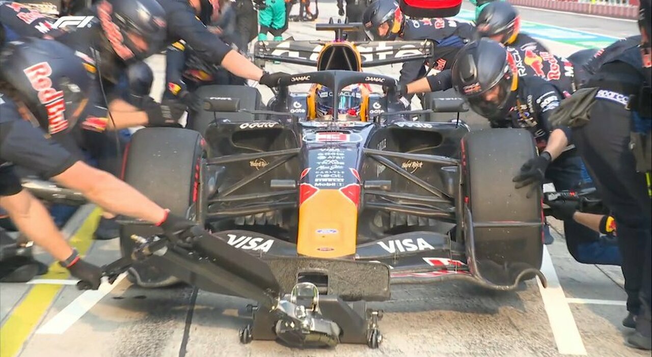 live gp del bahrain albon stop virtual safety car antonelli e russell al pit stop verstappen torna leader da Ilmattino.it live gp del bahrain albon stop virtual safety car antonelli e russell al pit stop verstappen torna leader