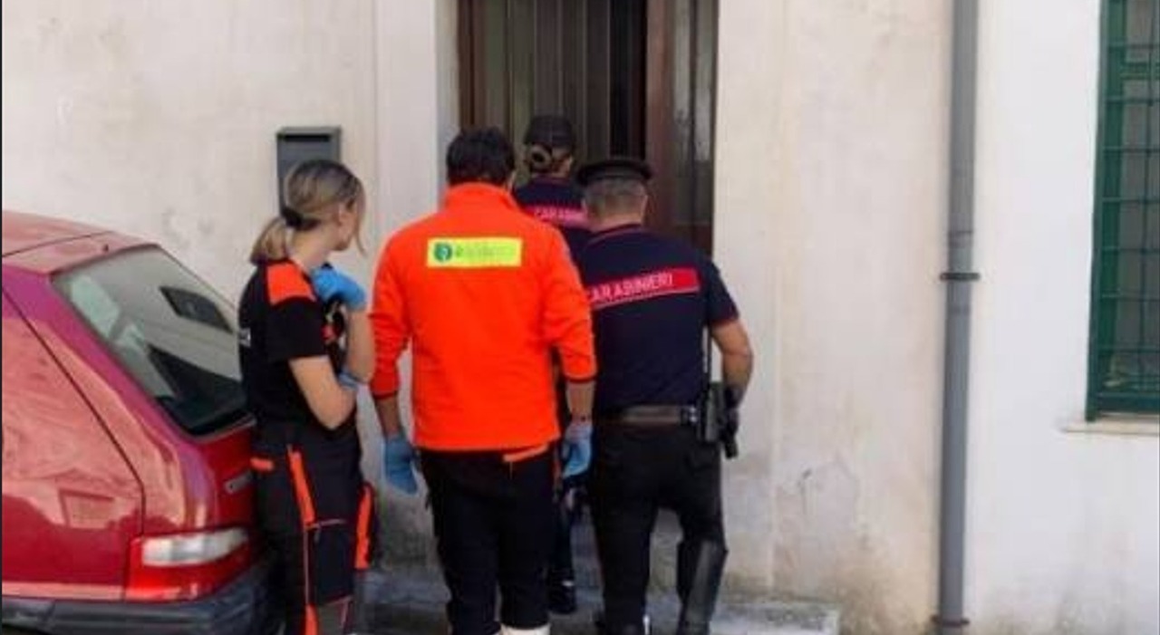 uccisa nel sonno dal figlio la famiglia chiede silenzio funerali blindati da Ilmattino.it uccisa nel sonno dal figlio la famiglia chiede silenzio funerali blindati