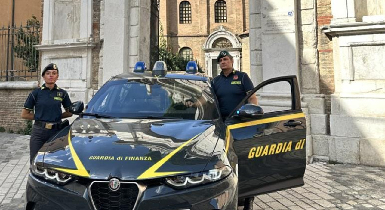 lavoro in nero e maxi frode da 37 milioni perquisizioni anche in puglia indagato un commercialista salentino da Quotidianodipuglia.it lavoro in nero e maxi frode da 37 milioni perquisizioni anche in puglia indagato un commercialista salentino