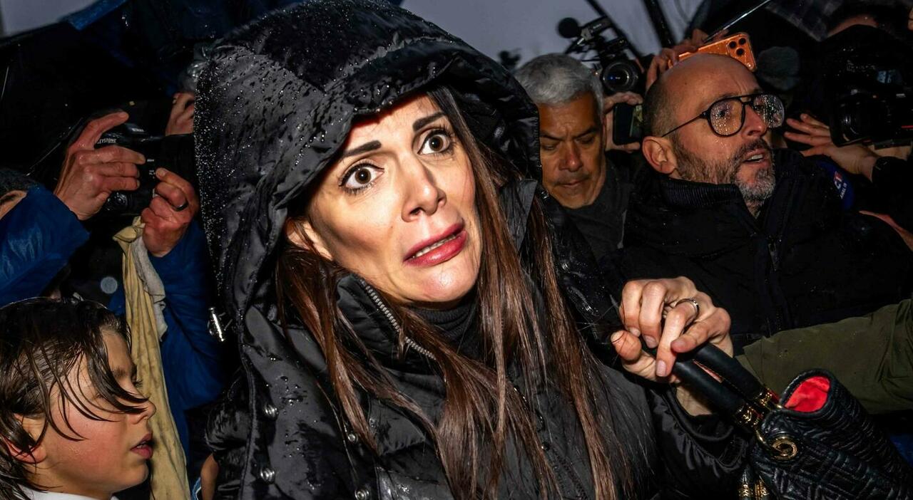 https://statics.cedscdn.it/photos/MED_HIGH/2026/10/06/9807529_06131459_crans_montana_jessica_moretti_chiede_indennita_infortunio_incendio.jpg