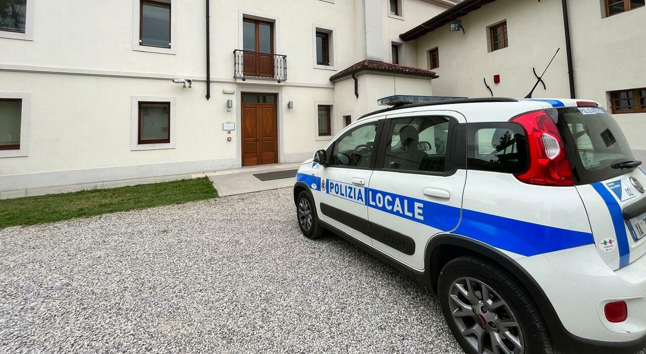 meccanico abusivo ripara auto in casa multato l appello dell assessore sulla sicurezza non scendete a compromessi da Ilgazzettino.it meccanico abusivo ripara auto in casa multato l appello dell assessore sulla sicurezza non scendete a compromessi