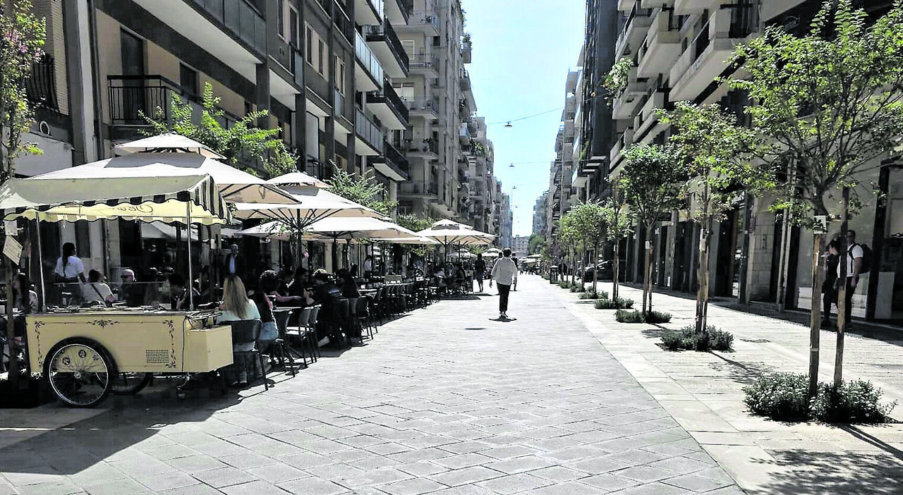 negozi aperti fino alle 23 notte bianca in via argiro a bari lavori finiti ripartiamo da Quotidianodipuglia.it negozi aperti fino alle 23 notte bianca in via argiro a bari lavori finiti ripartiamo