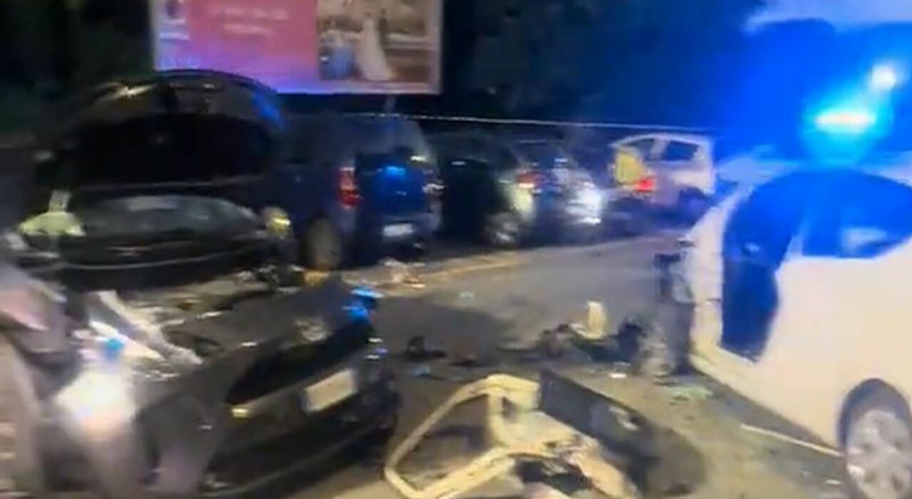 napoli incidente in via terracina maxi collisione tra auto e paura in serata a fuorigrotta da Ilmattino.it napoli incidente in via terracina maxi collisione tra auto e paura in serata a fuorigrotta