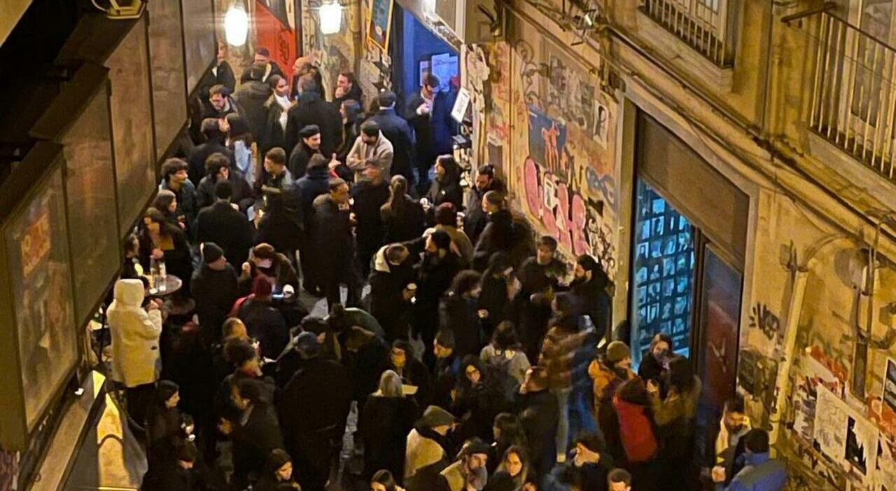 movida selvaggia a napoli l ipotesi steward della notte saranno pagati dai commercianti da Ilmattino.it movida selvaggia a napoli l ipotesi steward della notte saranno pagati dai commercianti