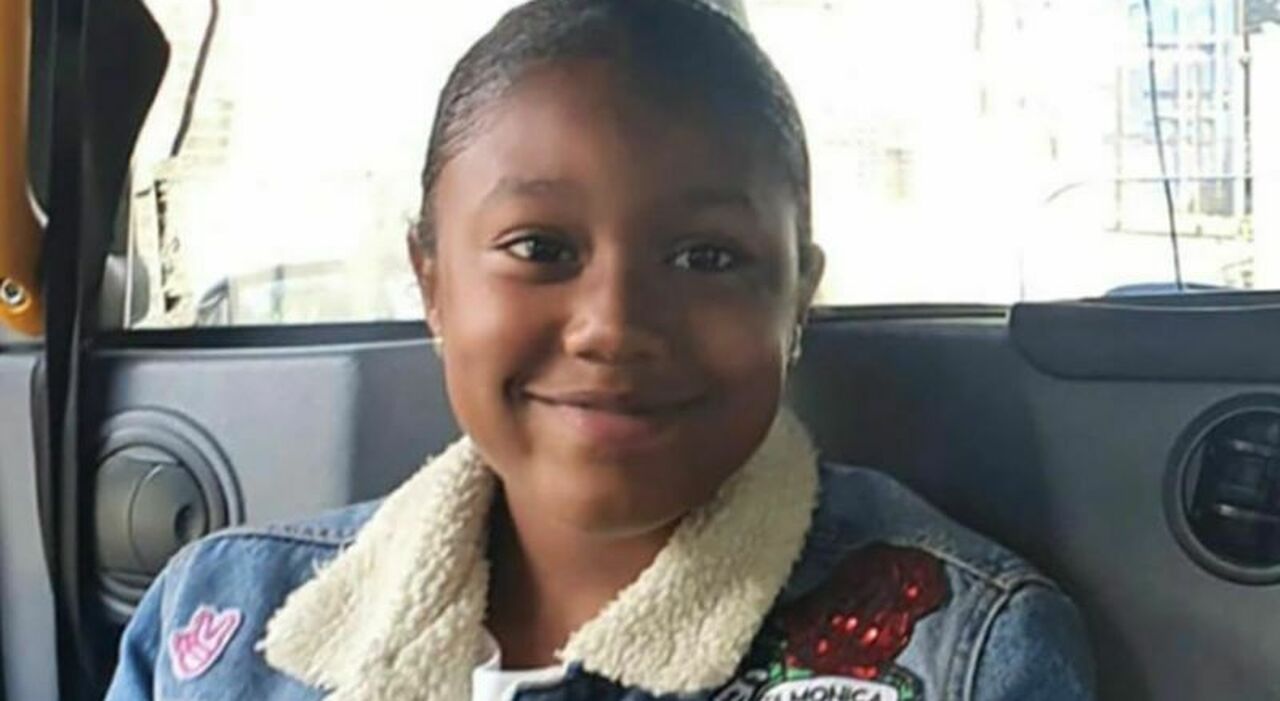 https://statics.cedscdn.it/photos/MED_HIGH/2026/10/10/9816544_10163133_bambina_morta_milkshake_frullatore_non_lavato_allergia_mia_shay_st_hilaire.jpg