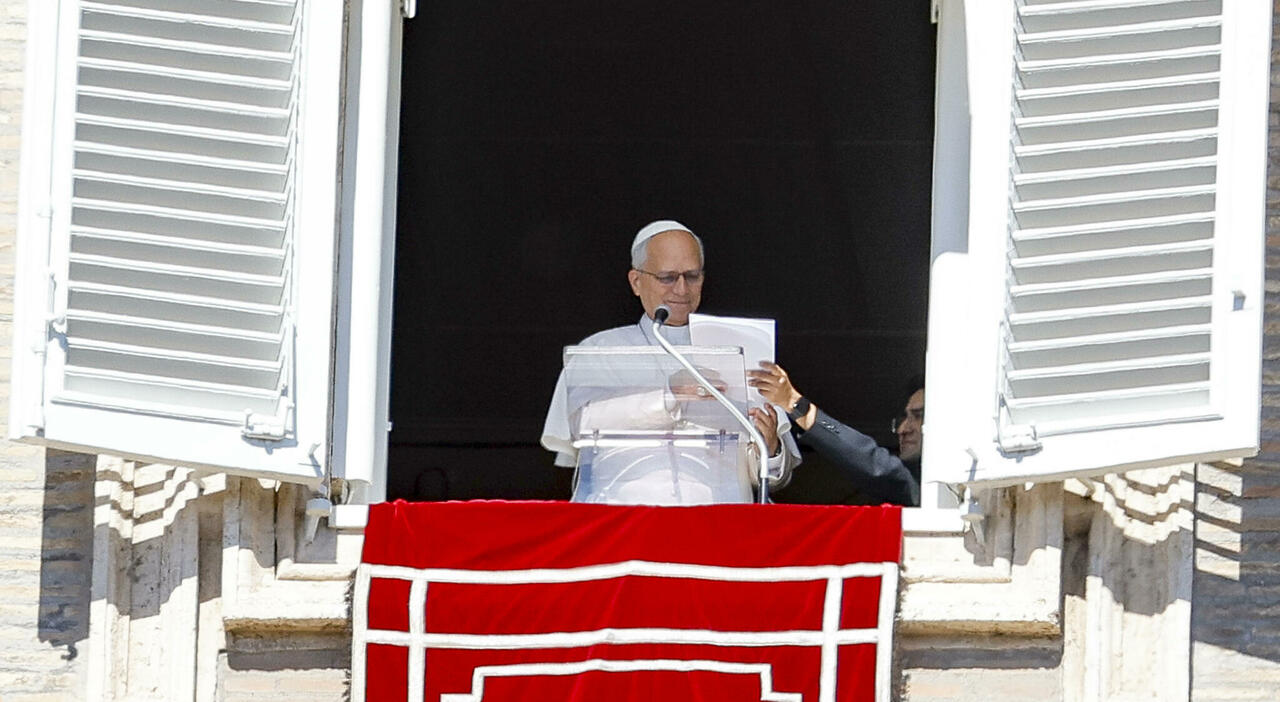 https://statics.cedscdn.it/photos/MED_HIGH/2026/10/11/9818159_11123112_papa_leone_nodulo_polmone_devo_operarmi.jpg