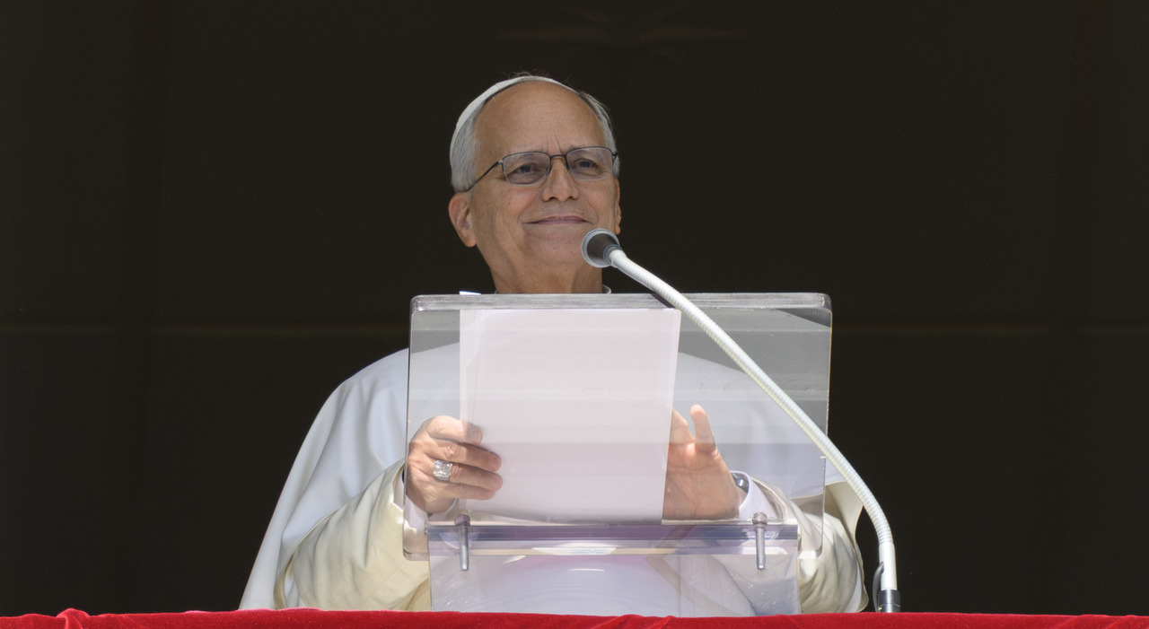 https://statics.cedscdn.it/photos/MED_HIGH/2026/10/12/9819765_12105536_papa_leone_nodulo_polmonare_no_tumore_alte_chance_guarigione_oncologo_cosa_ha_detto.jpg