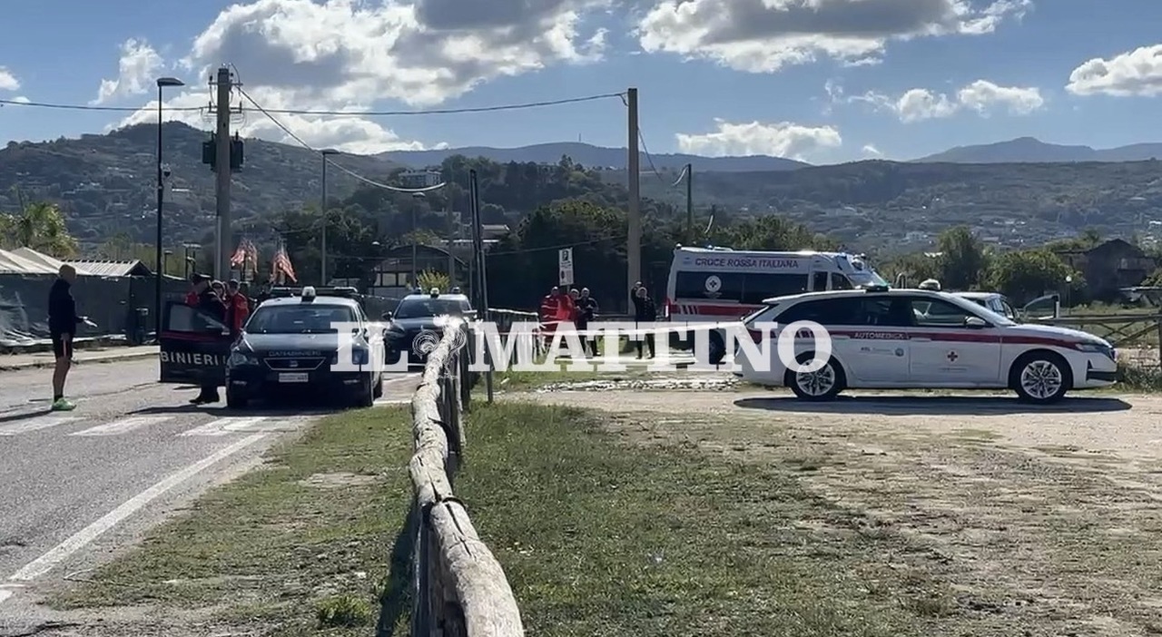 tragedia ad agropoli uomo trovato morto in auto con un taglio alla gola indagini in corso da Ilmattino.it tragedia ad agropoli uomo trovato morto in auto con un taglio alla gola indagini in corso