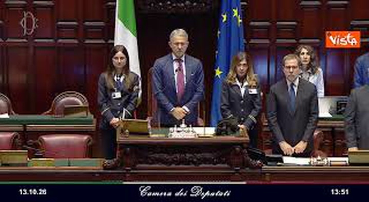 https://statics.cedscdn.it/photos/MED_HIGH/2026/10/13/9822409_poster.jpg