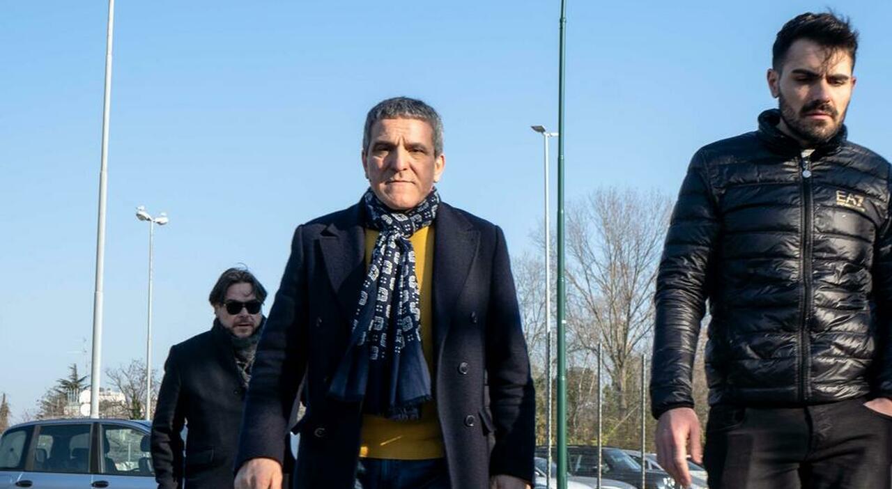 luciano donadio tradito dal microchip incollato all auto giallo sullultimo viaggio nel casertano ha reso omaggio ai casalesi da Ilgazzettino.it luciano donadio tradito dal microchip incollato all auto giallo sullultimo viaggio nel casertano ha reso omaggio ai casalesi