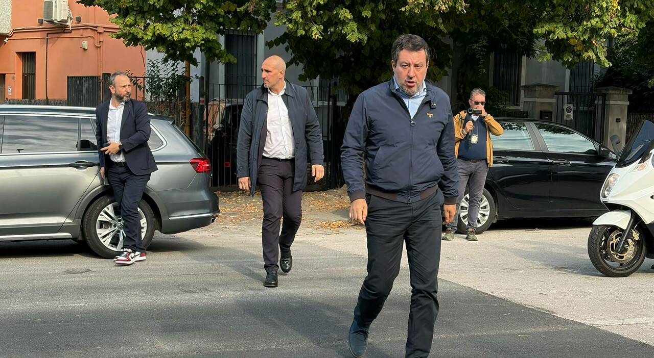 matteo salvini oggi a padova per il discusso tribunale islamico da Ilgazzettino.it matteo salvini oggi a padova per il discusso tribunale islamico