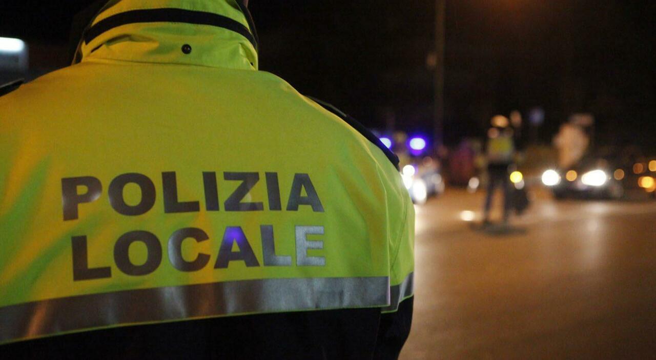 studente travolto da un autobus il conducente lancia l allarme il 19enne ferito alle gambe da Ilgazzettino.it studente travolto da un autobus il conducente lancia l allarme il 19enne ferito alle gambe