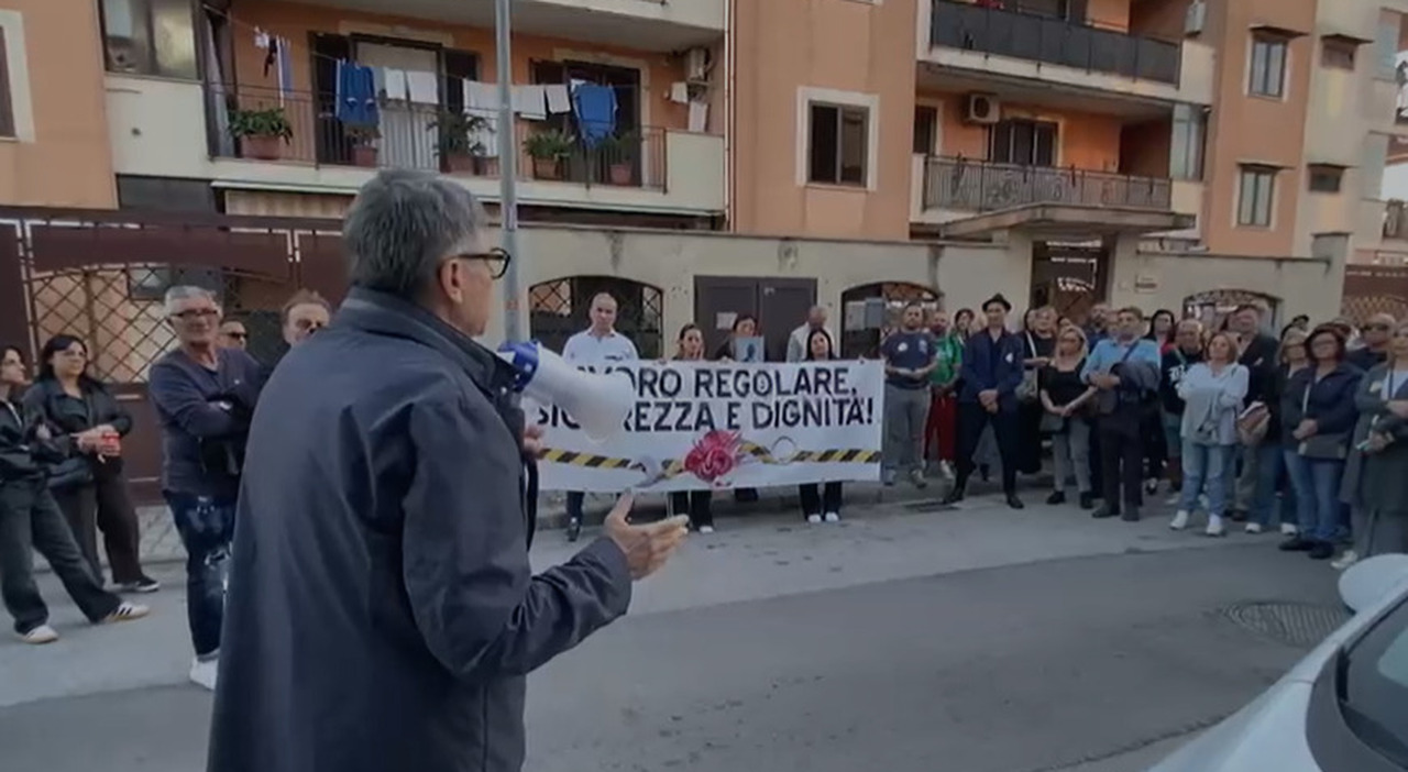 operaio morto a caivano il corteo contro le morti sul lavoro ad orta di atella la moglie voglio solo la verit224 da Ilmattino.it operaio morto a caivano il corteo contro le morti sul lavoro ad orta di atella la moglie voglio solo la verit224