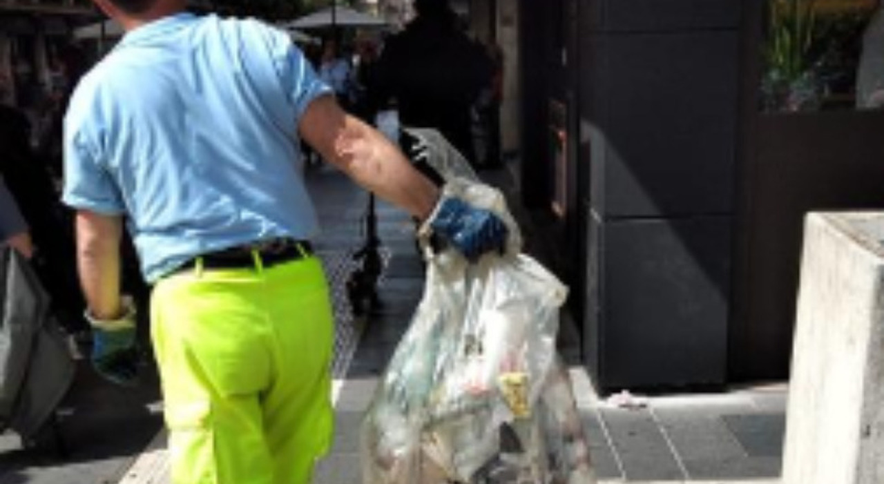 tari 1300 controlli in 9 mesi a bari anche hotel e supermercati tra gli evasori della tassa da Quotidianodipuglia.it tari 1300 controlli in 9 mesi a bari anche hotel e supermercati tra gli evasori della tassa