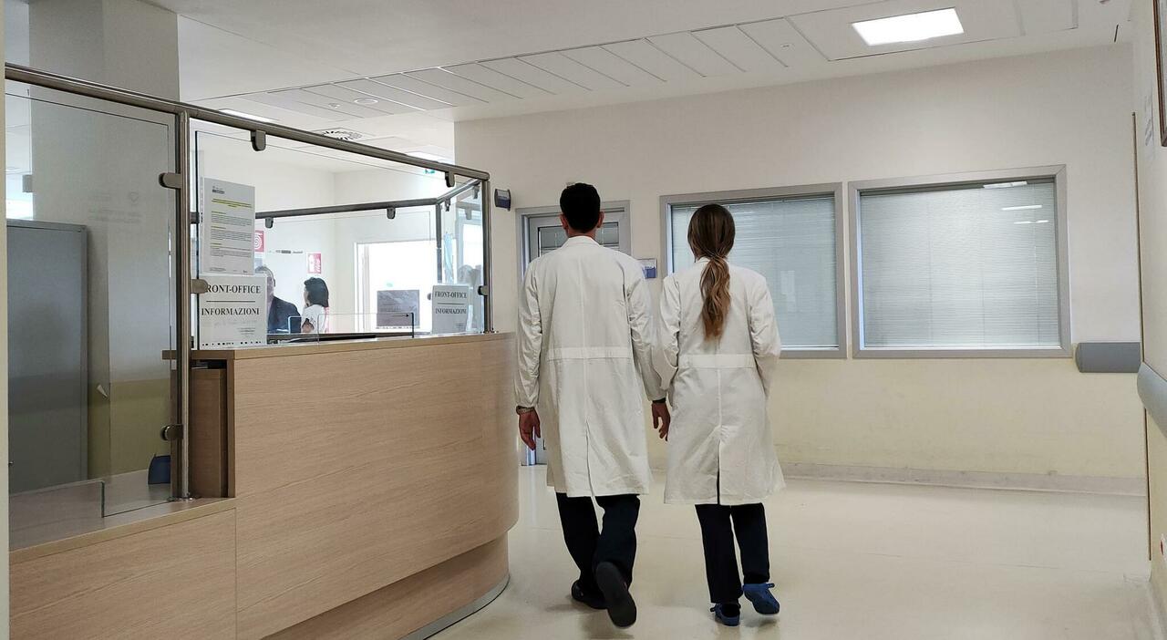 sanit224 nuovo allarme mancano medici e reparti a rischio da Quotidianodipuglia.it sanit224 nuovo allarme mancano medici e reparti a rischio