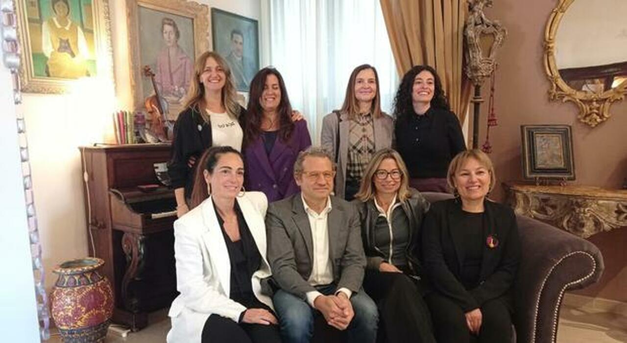 Primc Obj Prime Minister a Pesaro, a scuola di politica: «La bici sarà il nostro ...