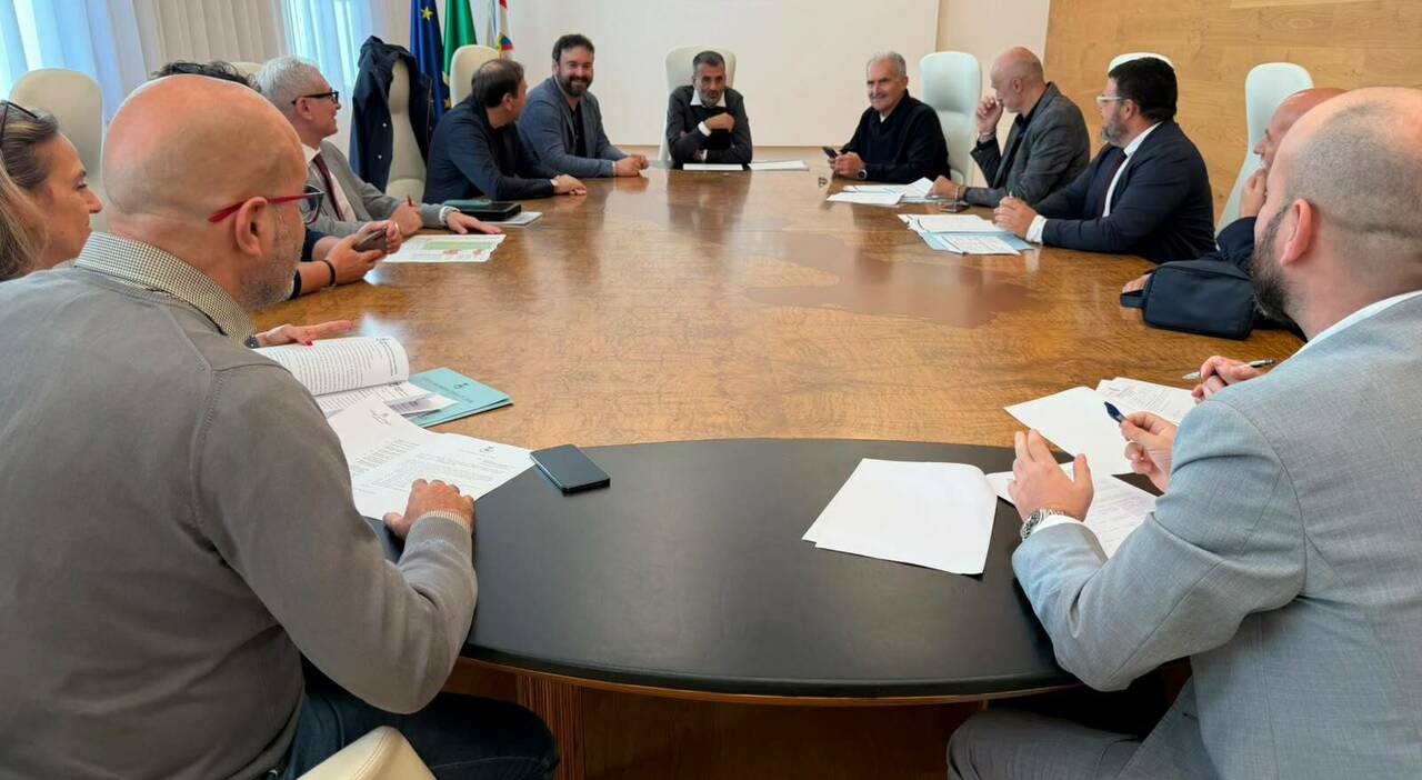 regione 7 milioni in arrivo per contrastare lerosione costiera dopo il vertice a bari con decaro da Quotidianodipuglia.it regione 7 milioni in arrivo per contrastare lerosione costiera dopo il vertice a bari con decaro
