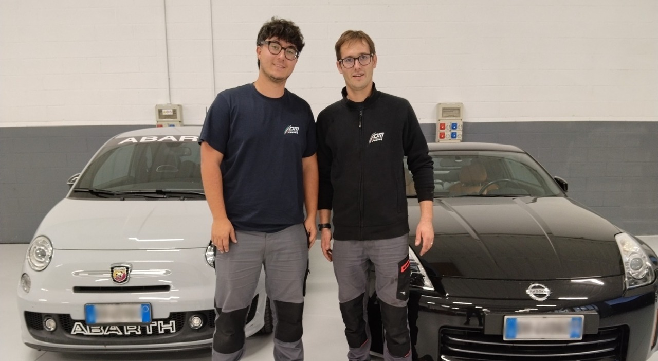 federico da dalt e riccardo manente la passione dei due 25enni diventa impresa apre la loro officina un sogno che si realizza