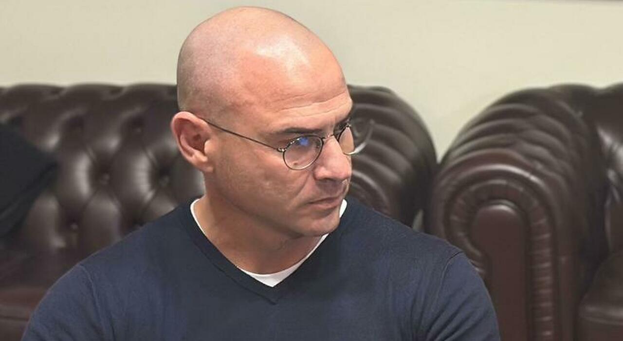 guido arriva la sospensione per l assessore stop in giunta non mi fermo il mio ufficio resta il bar astoria da Quotidianodipuglia.it guido arriva la sospensione per l assessore stop in giunta non mi fermo il mio ufficio resta il bar astoria
