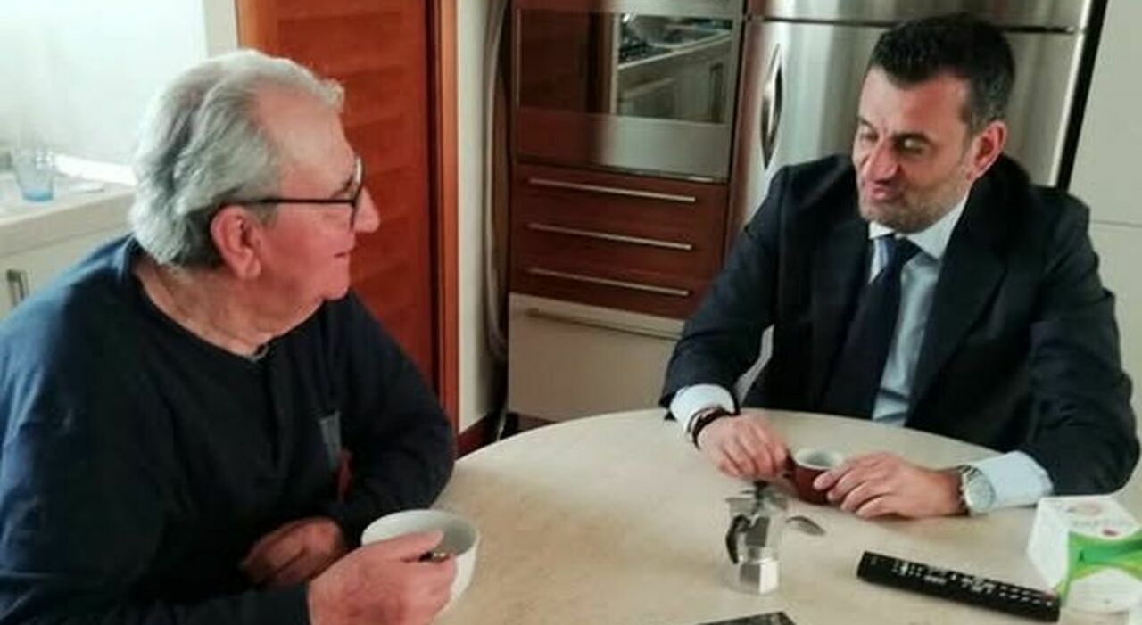 addio a giovanni decaro padre del governatore di puglia era stato anche assessore comunale da Quotidianodipuglia.it addio a giovanni decaro padre del governatore di puglia era stato anche assessore comunale