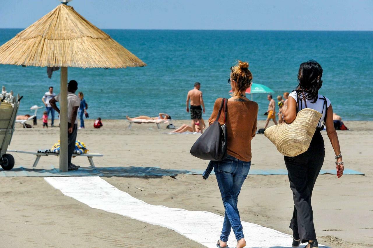 Roma, recupero spiagge libere: tutti gli ingressi sul web. Concessioni, nuove regole